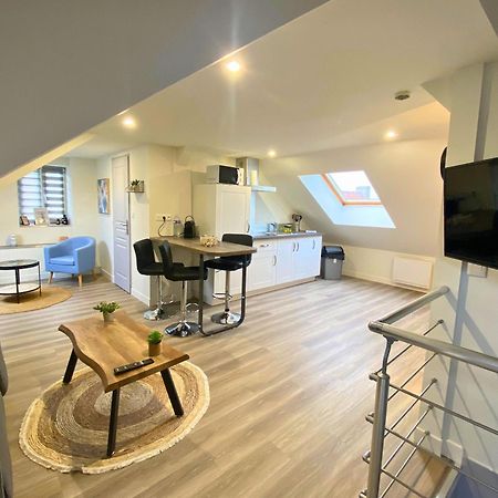 Studio Spacieux Et Elegant Au Coeur De Bourbourg - Gare A Proximite Zewnętrze zdjęcie